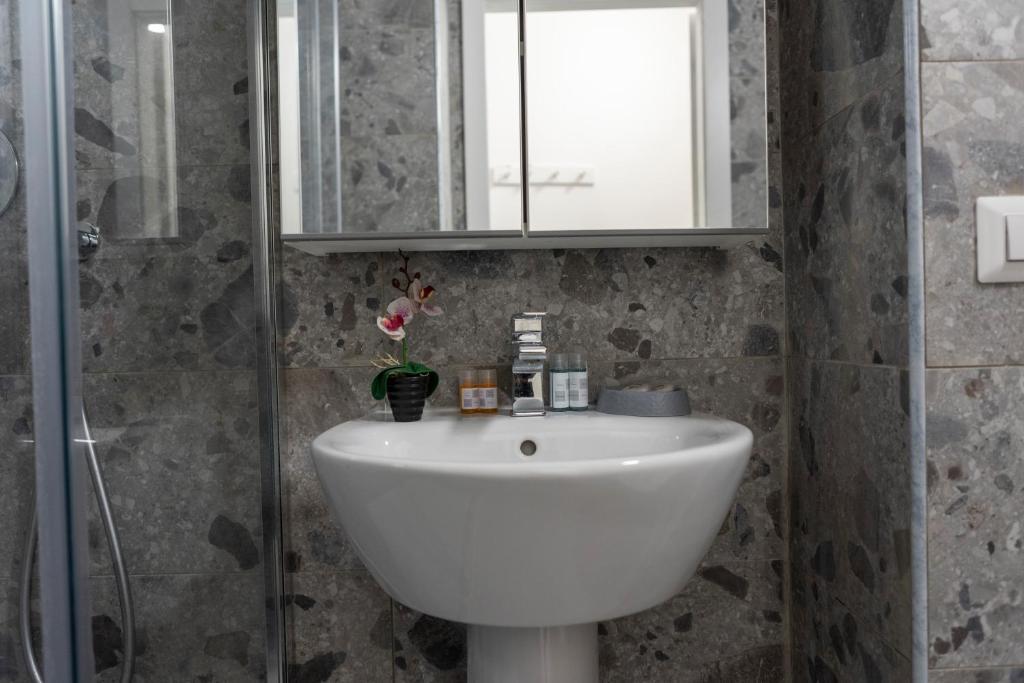 Santa Marta Apartments Milánó Kültér fotó